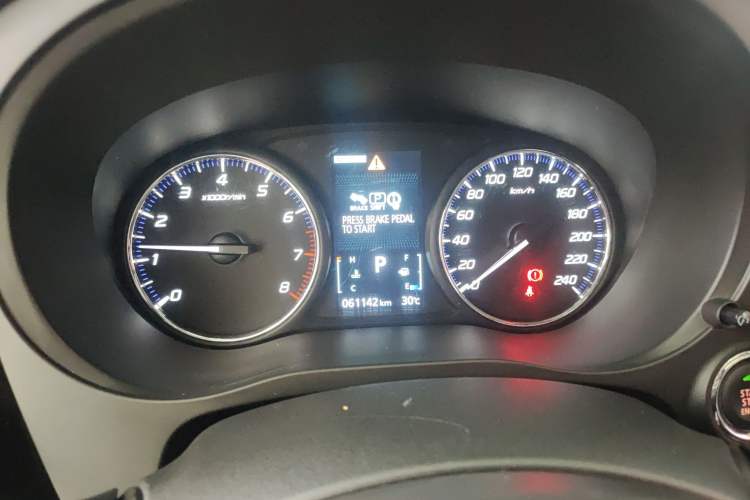 Used Mitsubishi Outlander 2020 2.4L 4x4 Zhi Xiang Edition 5 Seats Instrument Cluster