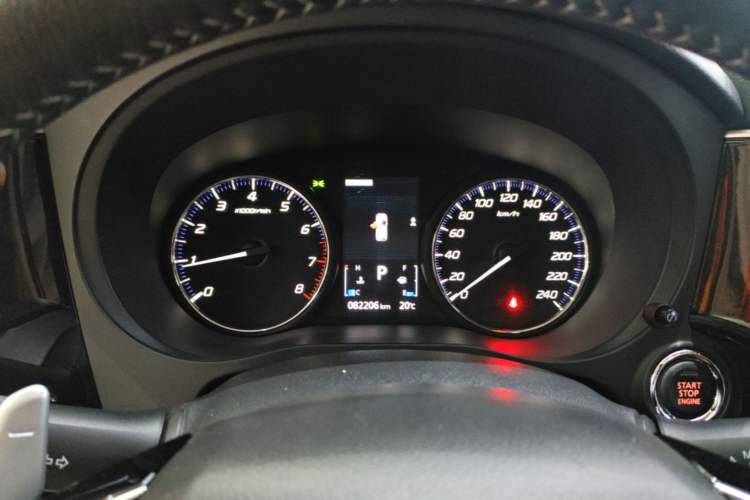 Used Mitsubishi Outlander 2020 2.4L 4x4 Zhi Xiang Edition 5 Seats Instrument Cluster