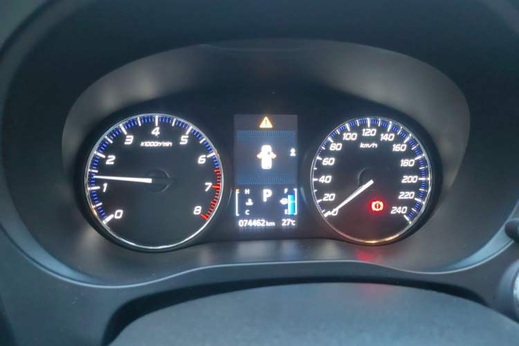 Used Mitsubishi Outlander 2020 2.0L Two-Wheel Drive Enjoyment Version 5 Seats Instrument Cluster