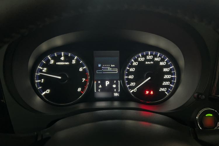 Used Mitsubishi Outlander 2020 2.0L Two-Wheel Drive Comfort Edition 5 Seats Instrument Cluster
