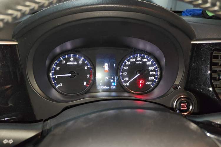 Used Mitsubishi Outlander 2020 2.0L Two-Wheel Drive Enjoyment Version 5 Seats Instrument Cluster