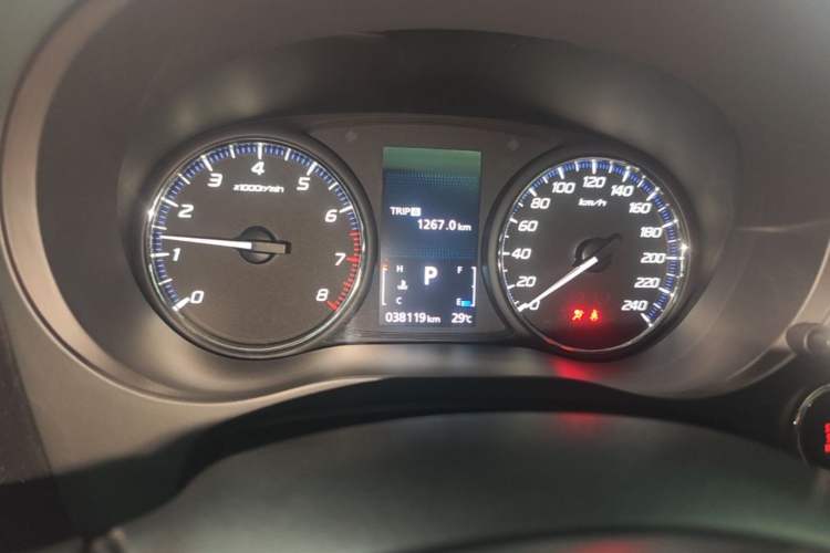 Used Mitsubishi Outlander 2020 2.0L Two-Wheel Drive Enjoyment Version 5 Seats Instrument Cluster