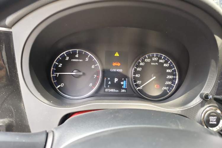 Used Mitsubishi Outlander 2020 2.0L Two-Wheel Drive Comfort Edition 7-Seater Instrument Cluster