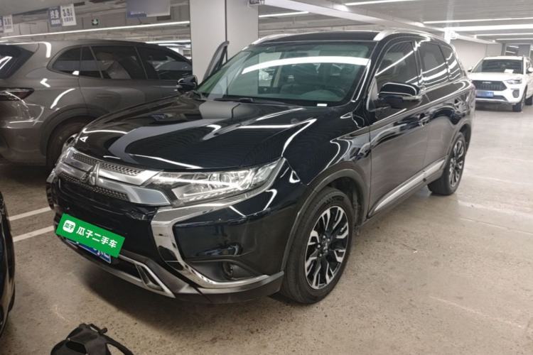 Used Mitsubishi Outlander 2020 2.0L Two-Wheel Drive Enjoyment Version 5 Seats Guazi used car, China used car export, Used car for sale, Used  cars, Cheapest cars for sale