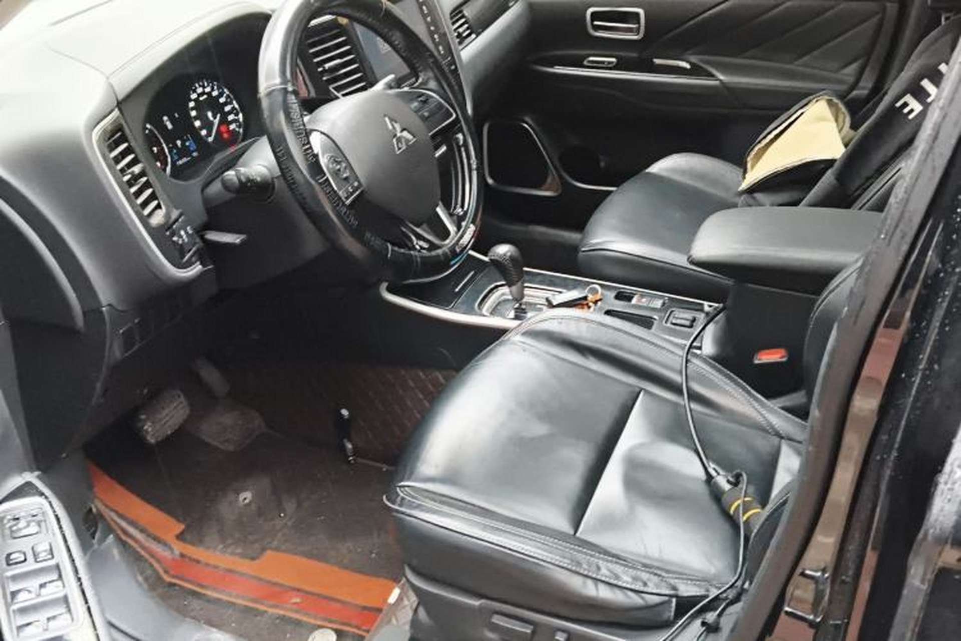 Used Mitsubishi Outlander 2020 2.0L Two-Wheel Drive Enjoyment Version 5 Seats Left Front Seat