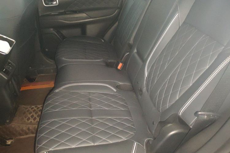 Used Mitsubishi Outlander 2020 2.4L 4x4 Zhi Xiang Edition 7-Seater Left Rear Seat