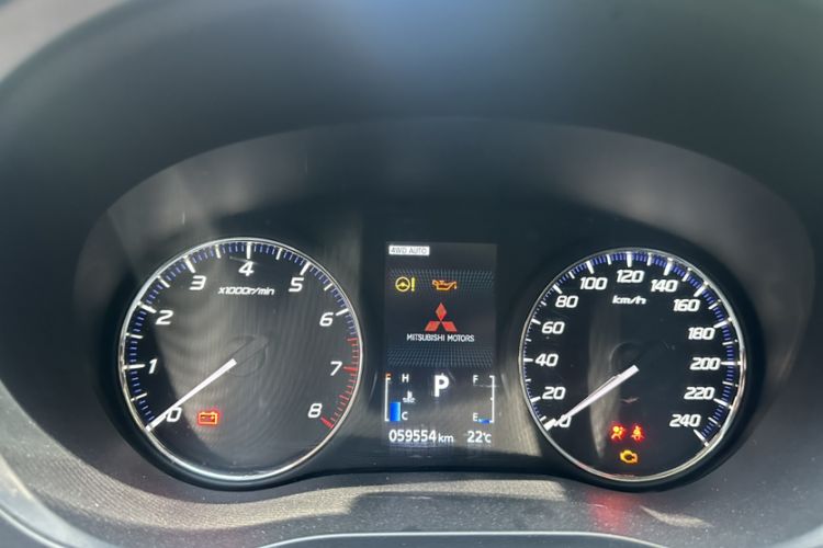 Used Mitsubishi Outlander 2020 2.4L 4x4 Zhi Xiang Edition 5 Seats Odometer Close Up