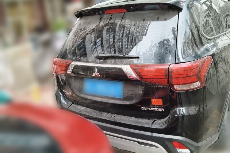 Used Mitsubishi Outlander 2020 2.0L Two-Wheel Drive Enjoyment Version 5 Seats Rear