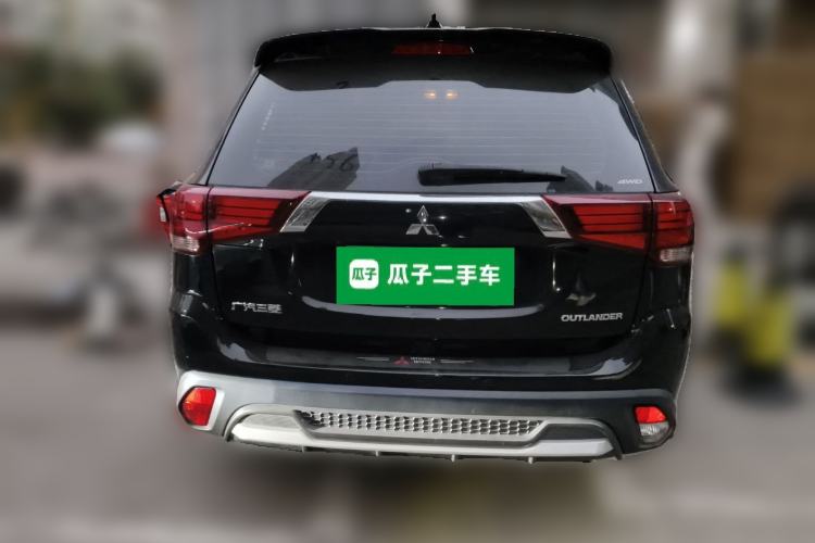 Used Mitsubishi Outlander 2020 2.4L 4x4 Zhi Xiang Edition 7-Seater Rear