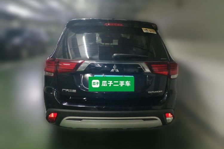 Used Mitsubishi Outlander 2020 2.4L 4x4 Zhi Xiang Edition 7-Seater Rear