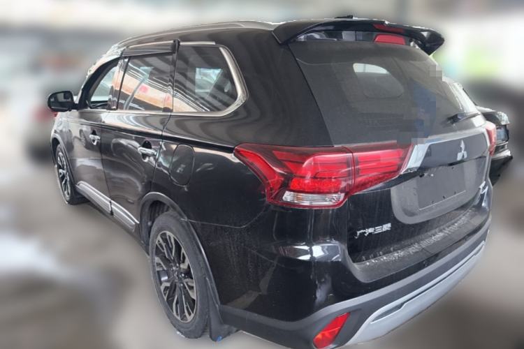 Used Mitsubishi Outlander 2020 2.4L 4x4 Zhi Xiang Edition 5 Seats Rear Left 45 Deg