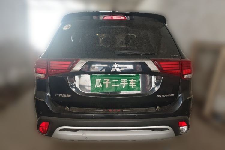 Used Mitsubishi Outlander 2020 2.4L 4x4 Zhi Xiang Edition 7-Seater Rear