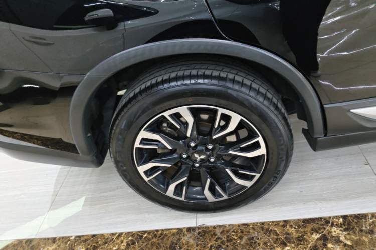 Used Mitsubishi Outlander 2020 2.4L 4x4 Zhi Xiang Edition 5 Seats Right Rear Wheel Hub