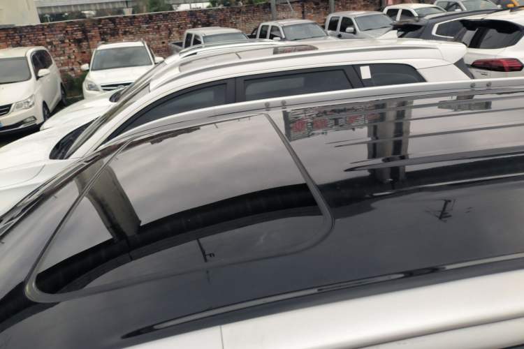 Used Mitsubishi Outlander 2020 2.4L 4x4 Zhi Xiang Edition 7-Seater Roof