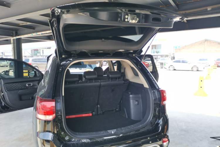 Used Mitsubishi Outlander 2020 2.0L Two-Wheel Drive Enjoyment Version 5 Seats Trunk