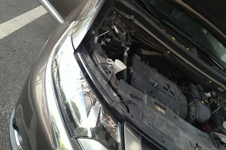 Used Mitsubishi Outlander 2020 2.0L Two-Wheel Drive Comfort Edition 7-Seater Engine Bay Right