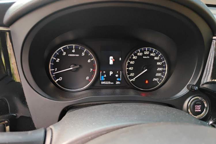 Used Mitsubishi Outlander 2020 2.0L Two-Wheel Drive Enjoyment Version 5 Seats Instrument Cluster