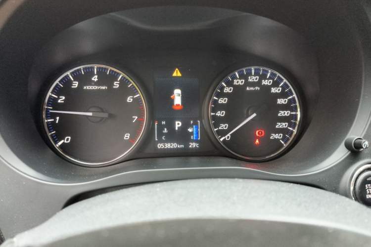 Used Mitsubishi Outlander 2020 2.0L Two-Wheel Drive Enjoyment Version 5 Seats Instrument Cluster