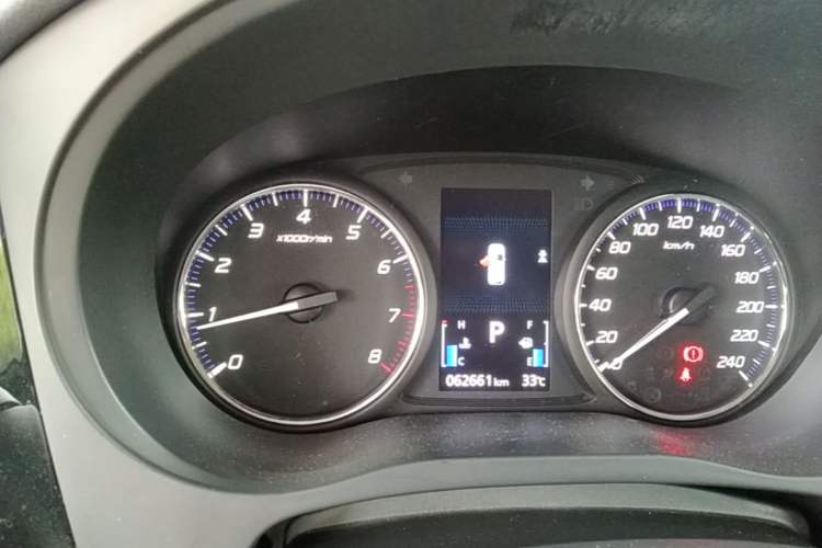 Used Mitsubishi Outlander 2020 2.0L Two-Wheel Drive Comfort Edition 7-Seater Instrument Cluster
