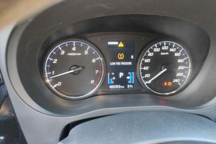 Used Mitsubishi Outlander 2020 2.4L 4x4 Zhi Xiang Edition 5 Seats Instrument Cluster