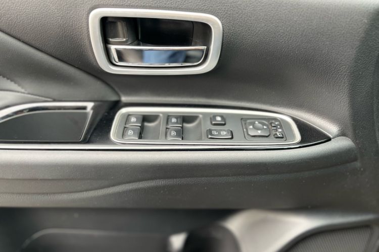Used Mitsubishi Outlander 2020 2.0L Two-Wheel Drive Enjoyment Version 5 Seats Interior 7