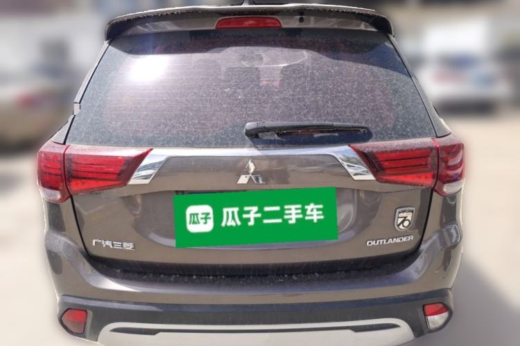Used Mitsubishi Outlander 2020 2.0L Two-Wheel Drive Enjoyment Version 5 Seats Rear