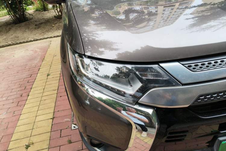 Used Mitsubishi Outlander 2020 2.0L Two-Wheel Drive Enjoyment Version 5 Seats Right Front Headlight