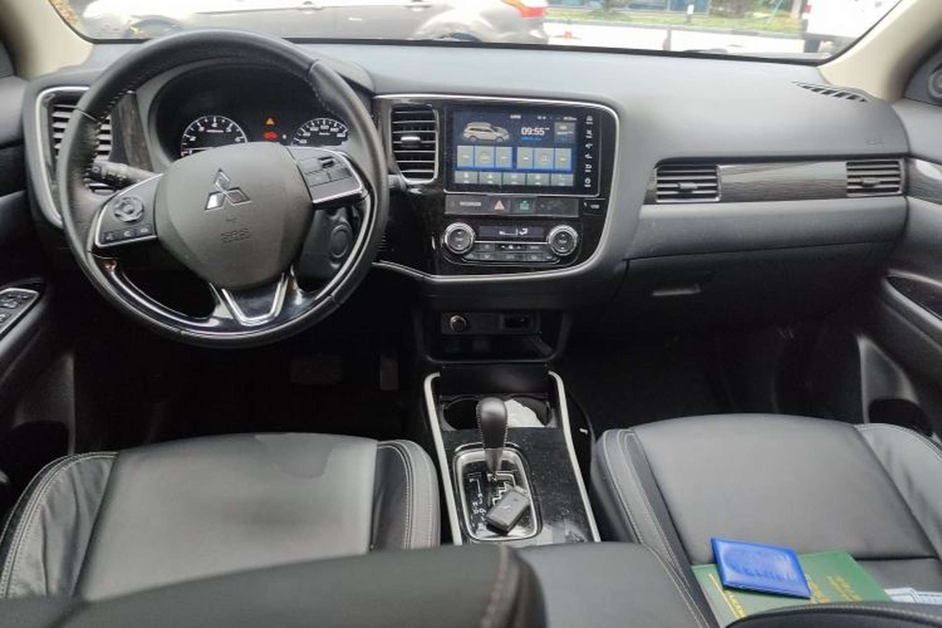 Used Mitsubishi Outlander 2020 2.0L Two-Wheel Drive Enjoyment Version 5 Seats Center Console
