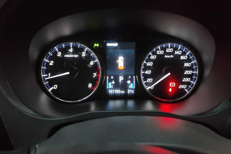 Used Mitsubishi Outlander 2020 2.4L 4x4 Zhi Xiang Edition 5 Seats Instrument Cluster