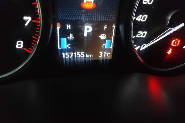 Used Mitsubishi Outlander 2020 2.4L 4x4 Zhi Xiang Edition 5 Seats Odometer Close Up