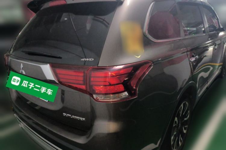 Used Mitsubishi Outlander 2020 2.4L 4x4 Zhi Xiang Edition 5 Seats Rear Right 45 Deg