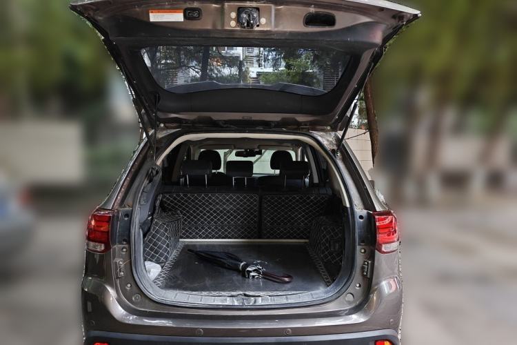 Used Mitsubishi Outlander 2020 2.4L 4x4 Zhi Xiang Edition 5 Seats Trunk