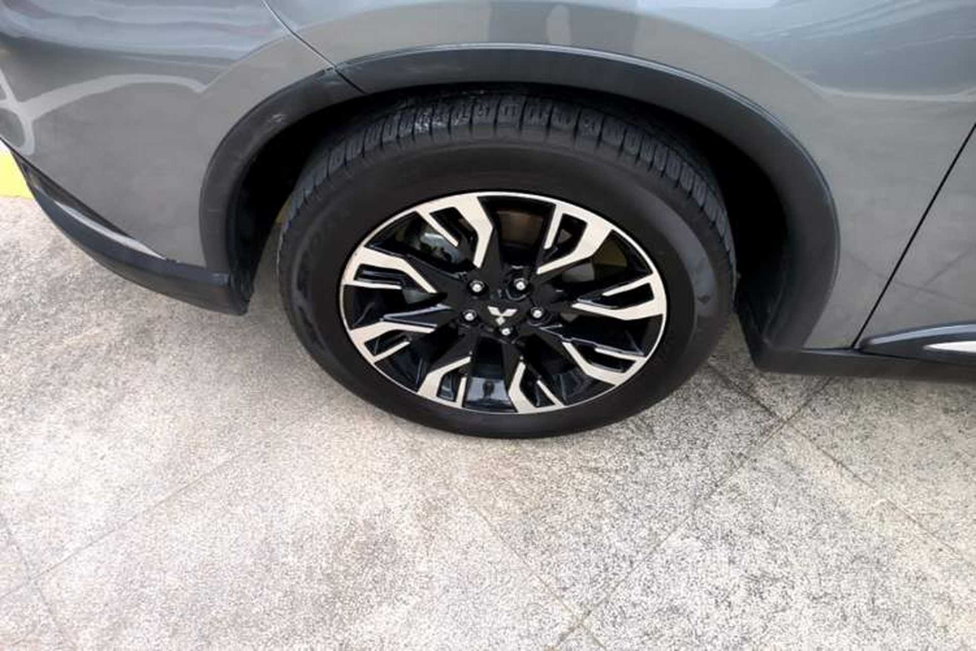 Used Mitsubishi Outlander 2020 2.0L Two-Wheel Drive Enjoyment Version 5 Seats Exterior 4