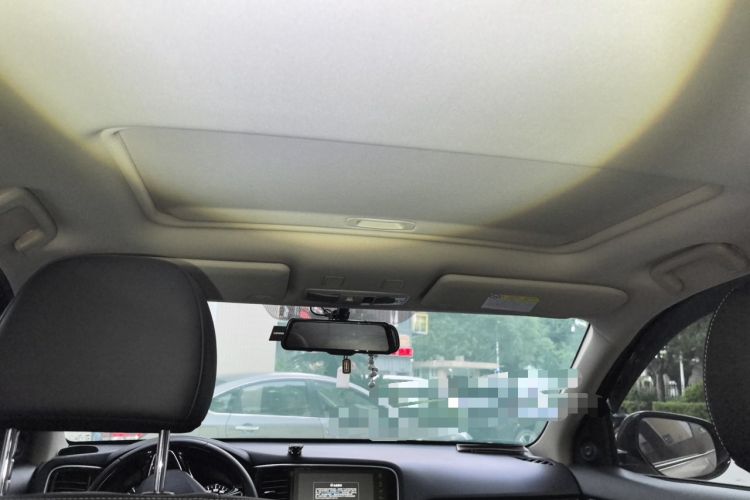 Used Mitsubishi Outlander 2020 2.0L Two-Wheel Drive Enjoyment Version 5 Seats Headliner
