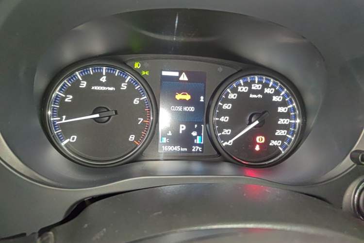 Used Mitsubishi Outlander 2020 2.4L 4x4 Zhi Xiang Edition 5 Seats Instrument Cluster