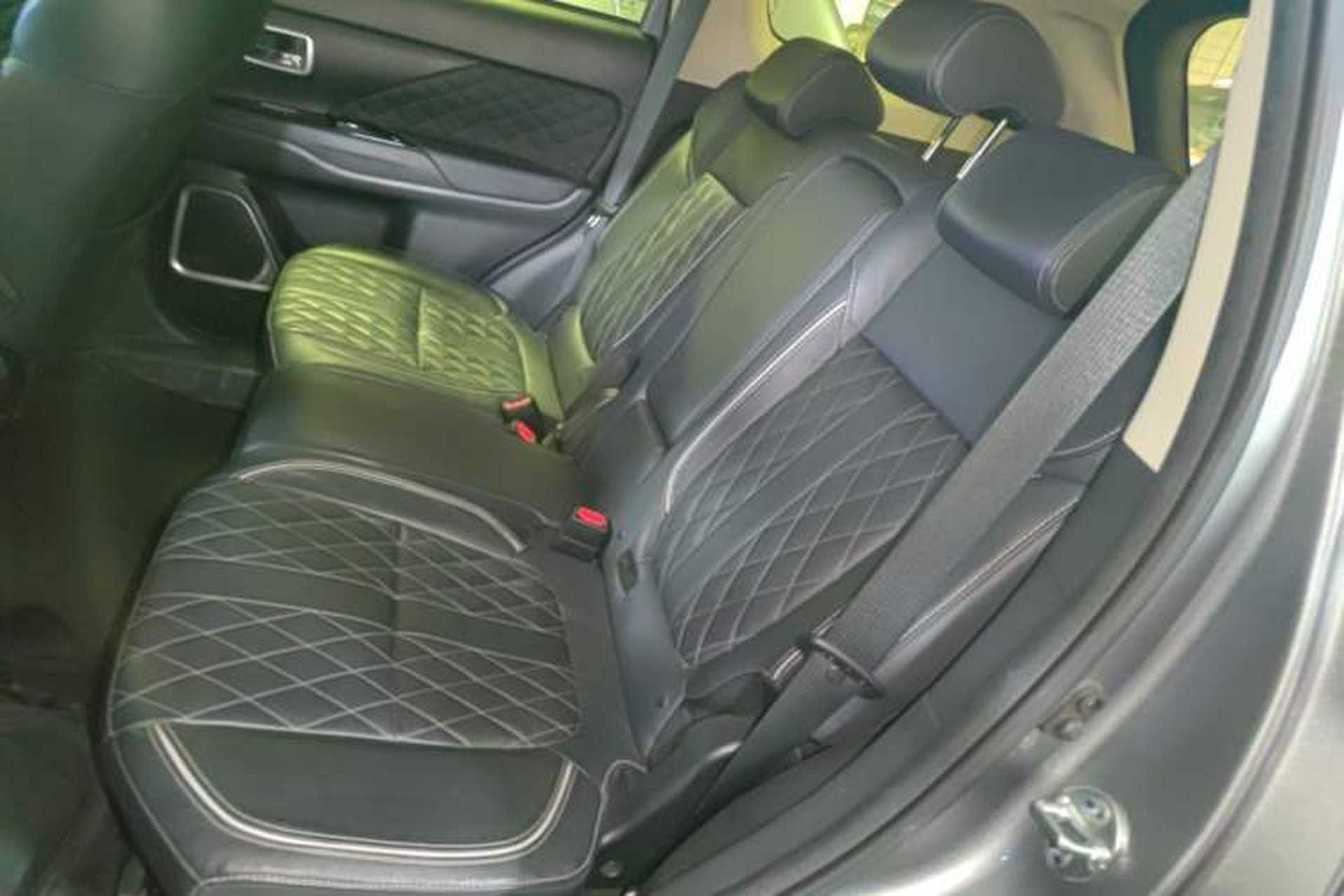 Used Mitsubishi Outlander 2020 2.4L 4x4 Zhi Xiang Edition 5 Seats Left Rear Seat