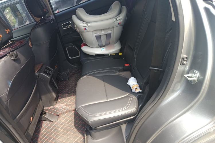 Used Mitsubishi Outlander 2020 2.0L Two-Wheel Drive Enjoyment Version 5 Seats Left Rear Seat
