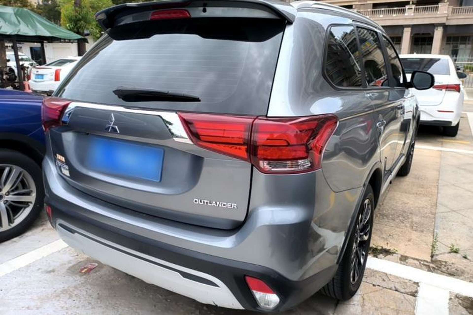 Used Mitsubishi Outlander 2020 2.0L Two-Wheel Drive Enjoyment Version 5 Seats Rear Right 45 Deg