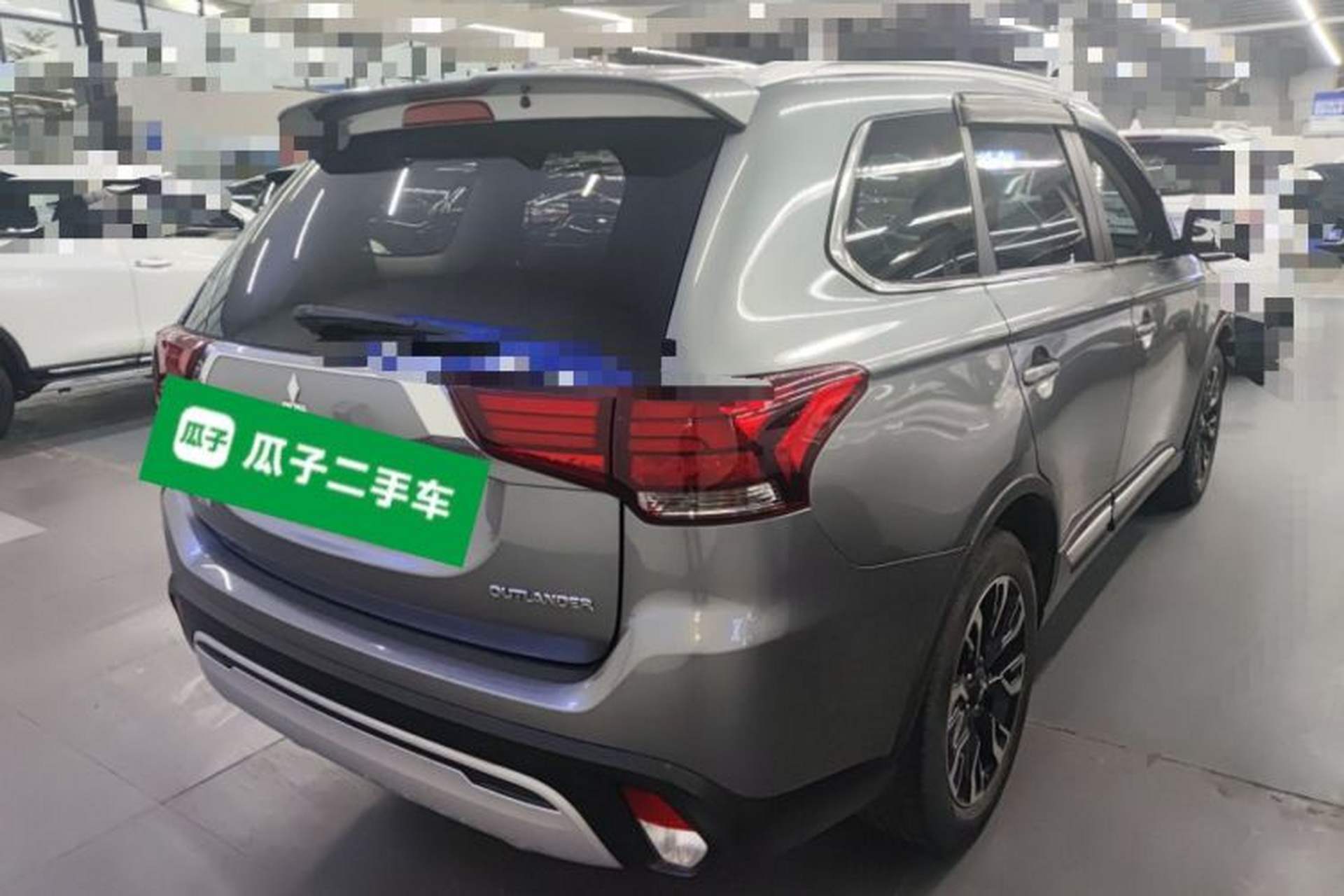 Used Mitsubishi Outlander 2020 2.0L Two-Wheel Drive Comfort Edition 7-Seater Rear Right 45 Deg