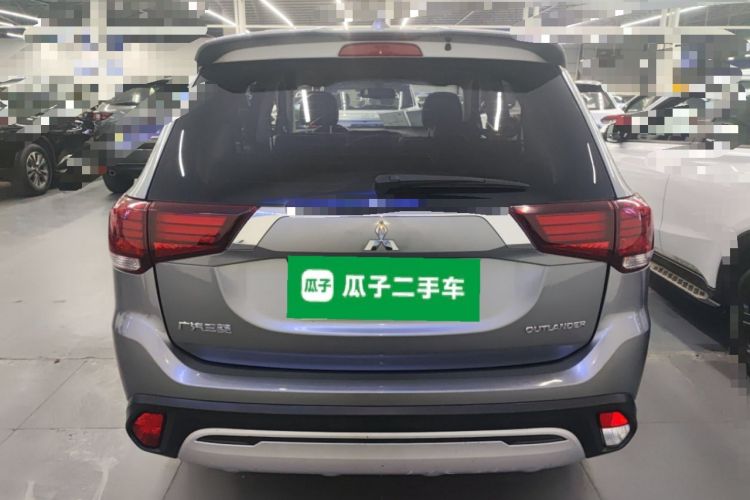 Used Mitsubishi Outlander 2020 2.0L Two-Wheel Drive Comfort Edition 7-Seater Rear