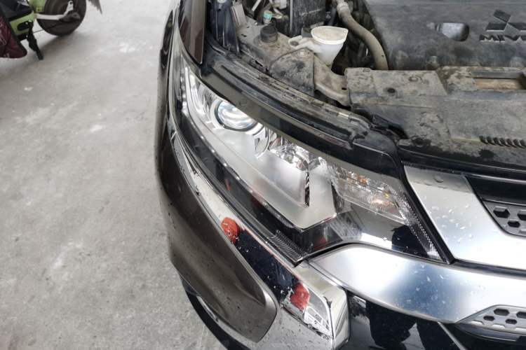 Used Mitsubishi Outlander 2020 2.0L Two-Wheel Drive Enjoyment Version 5 Seats Right Front Headlight