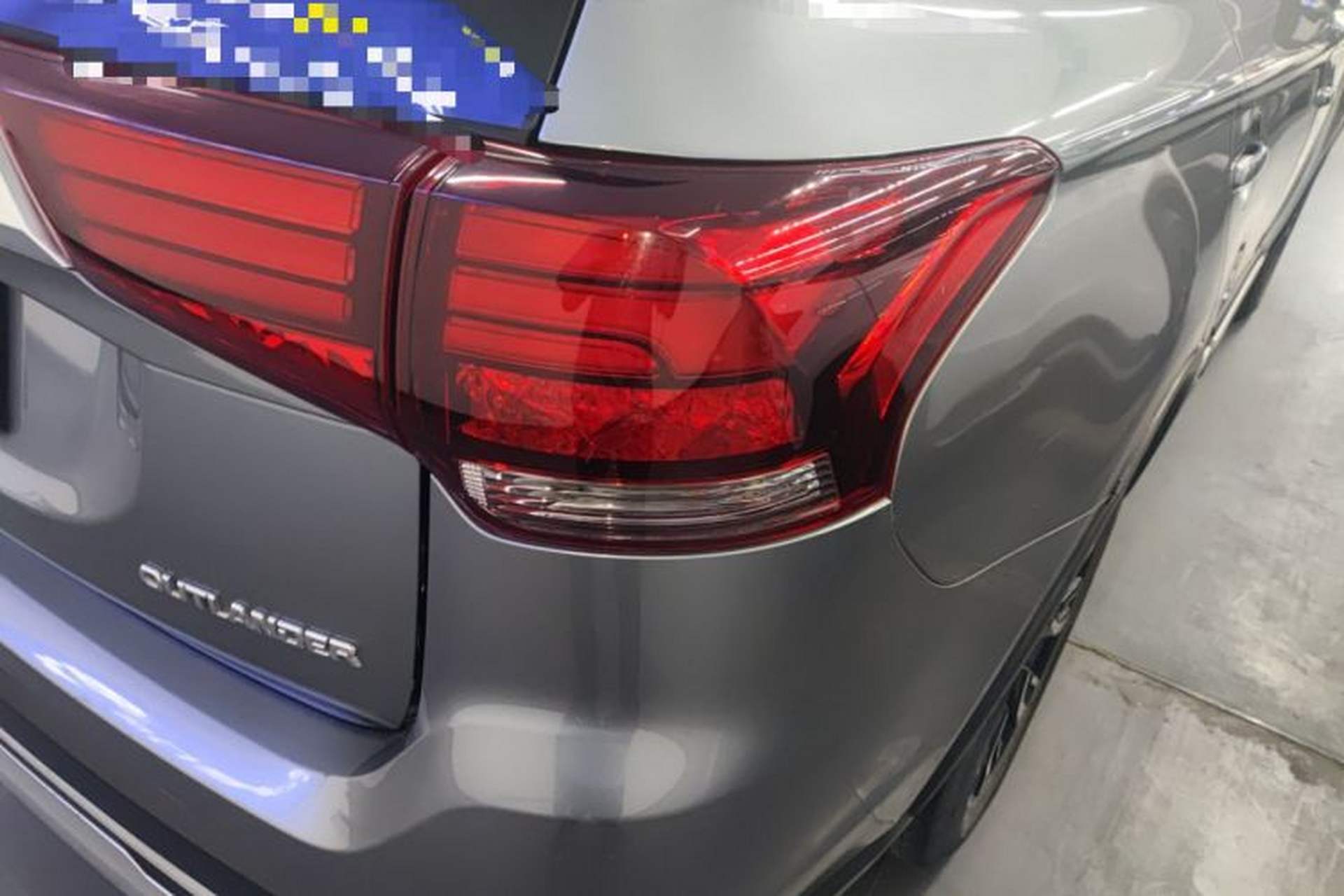 Used Mitsubishi Outlander 2020 2.0L Two-Wheel Drive Comfort Edition 7-Seater Right Rear Taillight
