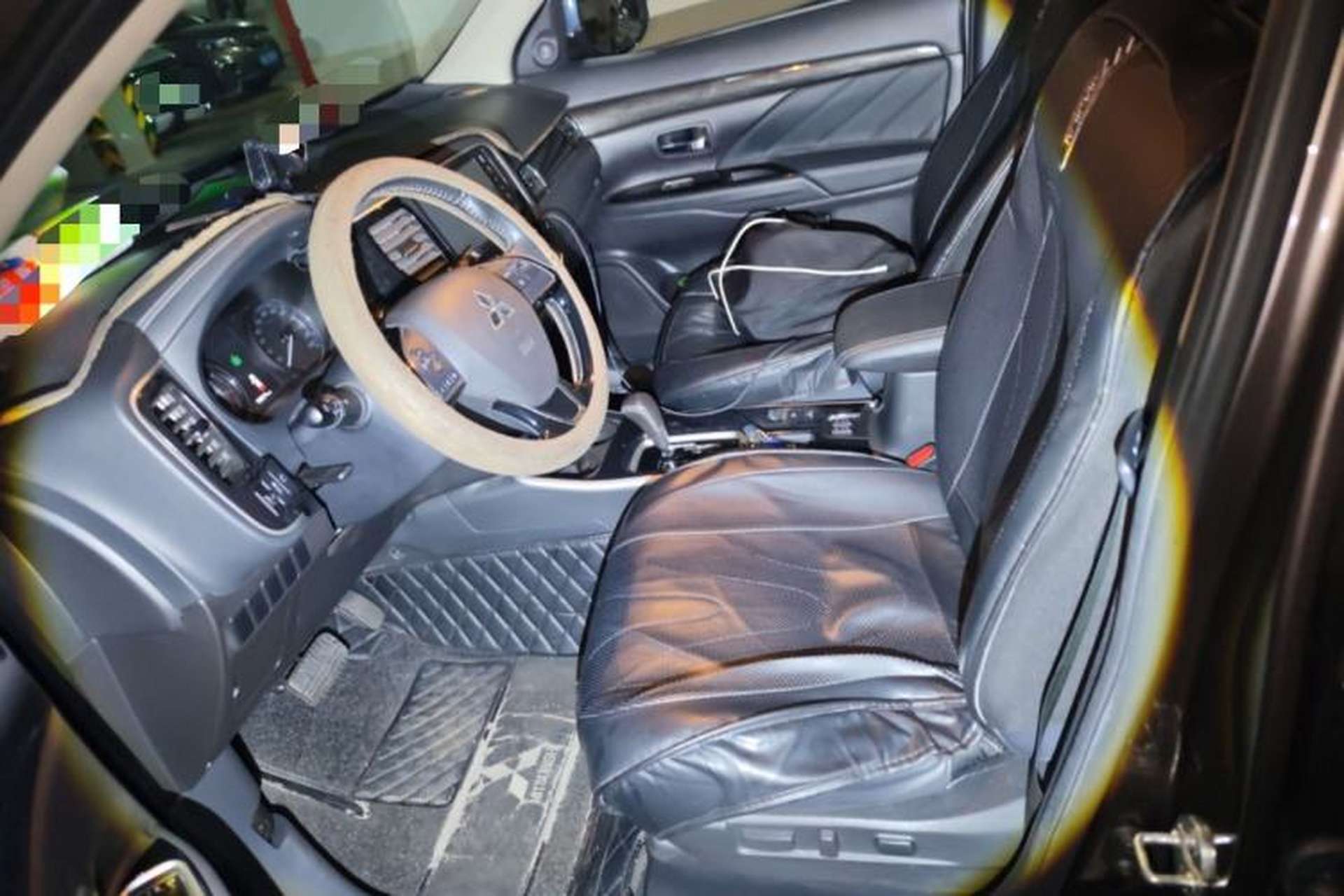 Used Mitsubishi Outlander 2020 2.0L Two-Wheel Drive Enjoyment Version 5 Seats Left Front Seat