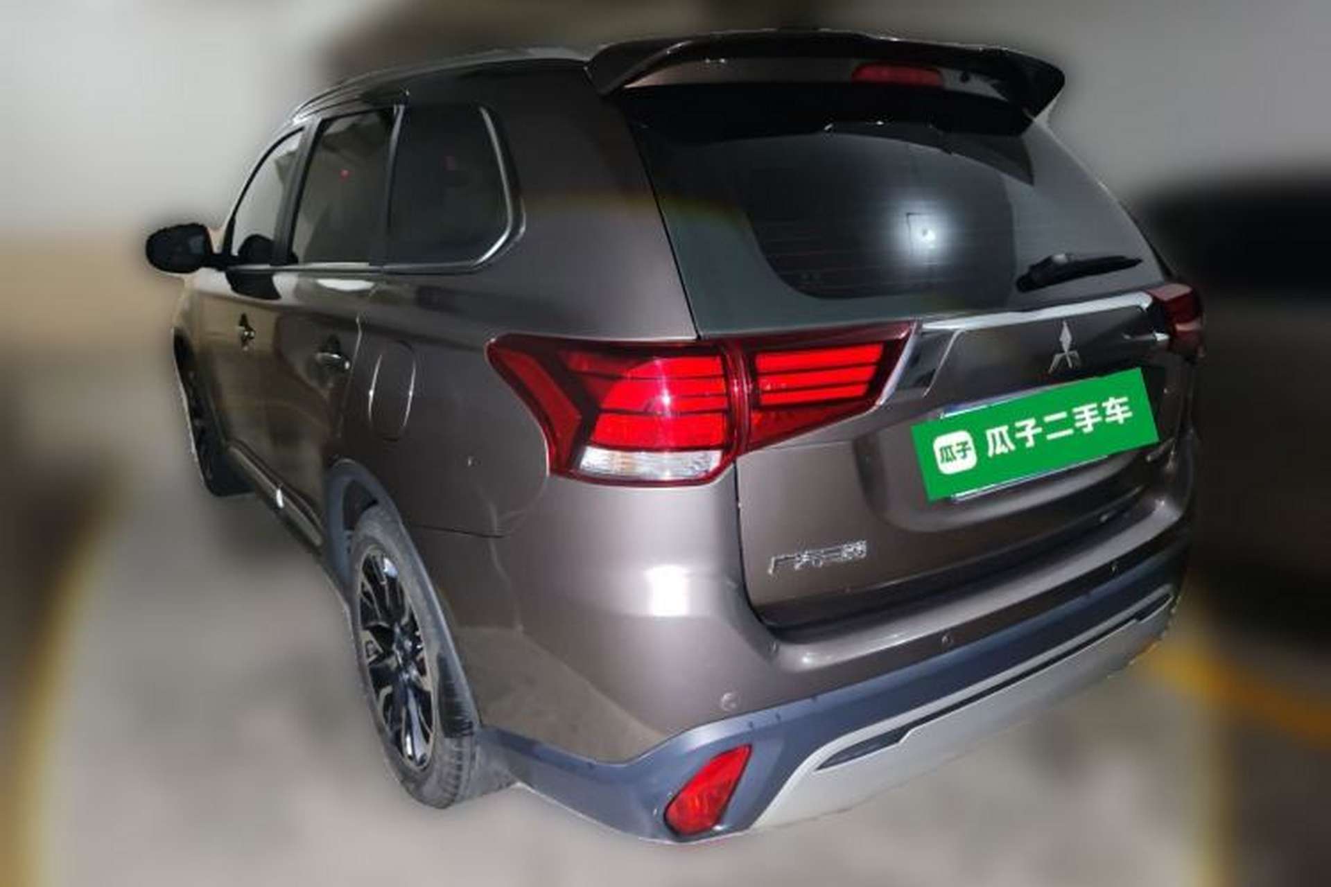 Used Mitsubishi Outlander 2020 2.0L Two-Wheel Drive Enjoyment Version 5 Seats Rear Left 45 Deg