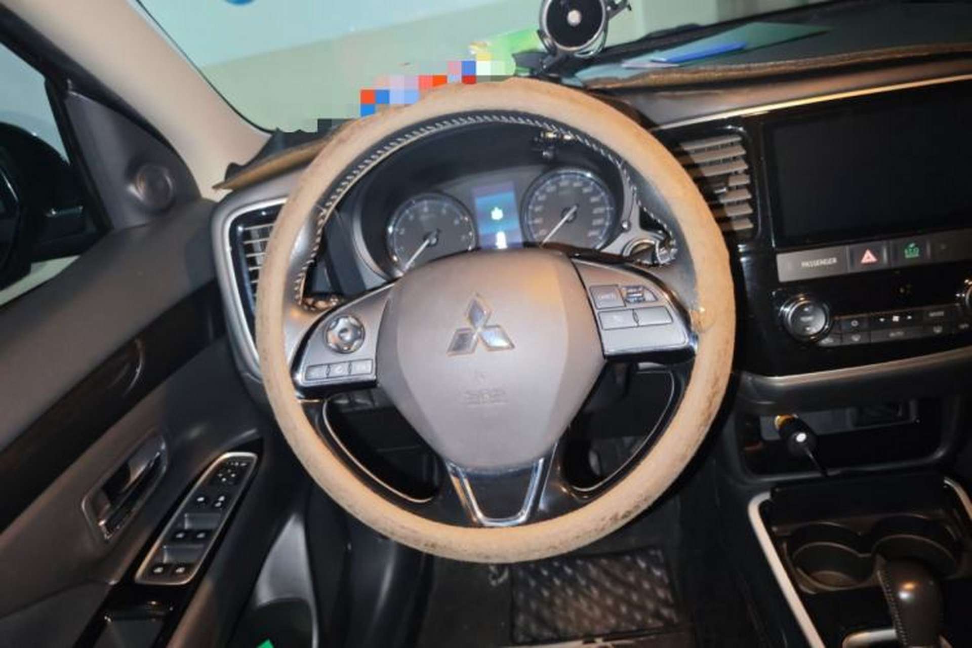 Used Mitsubishi Outlander 2020 2.0L Two-Wheel Drive Enjoyment Version 5 Seats Steering Wheel