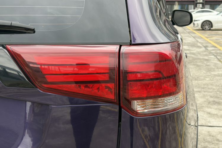 Used Mitsubishi Outlander 2020 2.0L Two-Wheel Drive Comfort Edition 5 Seats Exterior 2