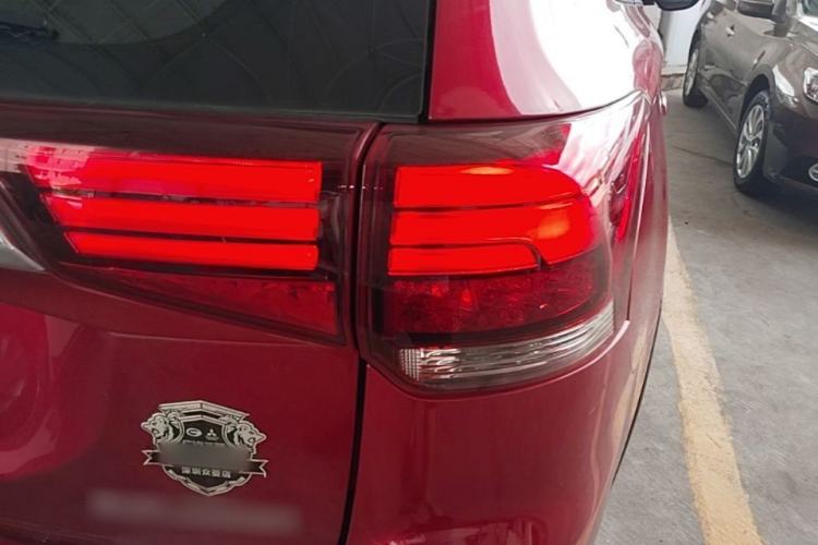 Used Mitsubishi Outlander 2020 2.0L Two-Wheel Drive Enjoyment Version 5 Seats Right Rear Taillight