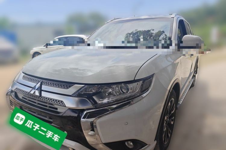 Used Mitsubishi Outlander 2020 2.0L Two-Wheel Drive Enjoyment Version 5 Seats Guazi used car, China used car export, Used car for sale, Used  cars, Cheapest cars for sale