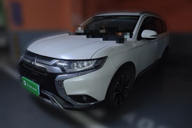 Used Mitsubishi Outlander 2020 2.0L Two-Wheel Drive Comfort Edition 7-Seater