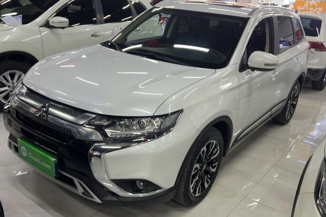 Used Mitsubishi Outlander 2020 2.0L Two-Wheel Drive Enjoyment Version 5 Seats